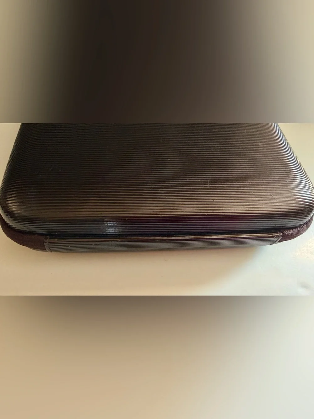 Laura Mercier Artist Portfolio Clam Shell Hard Make Up Cosmetic Case.